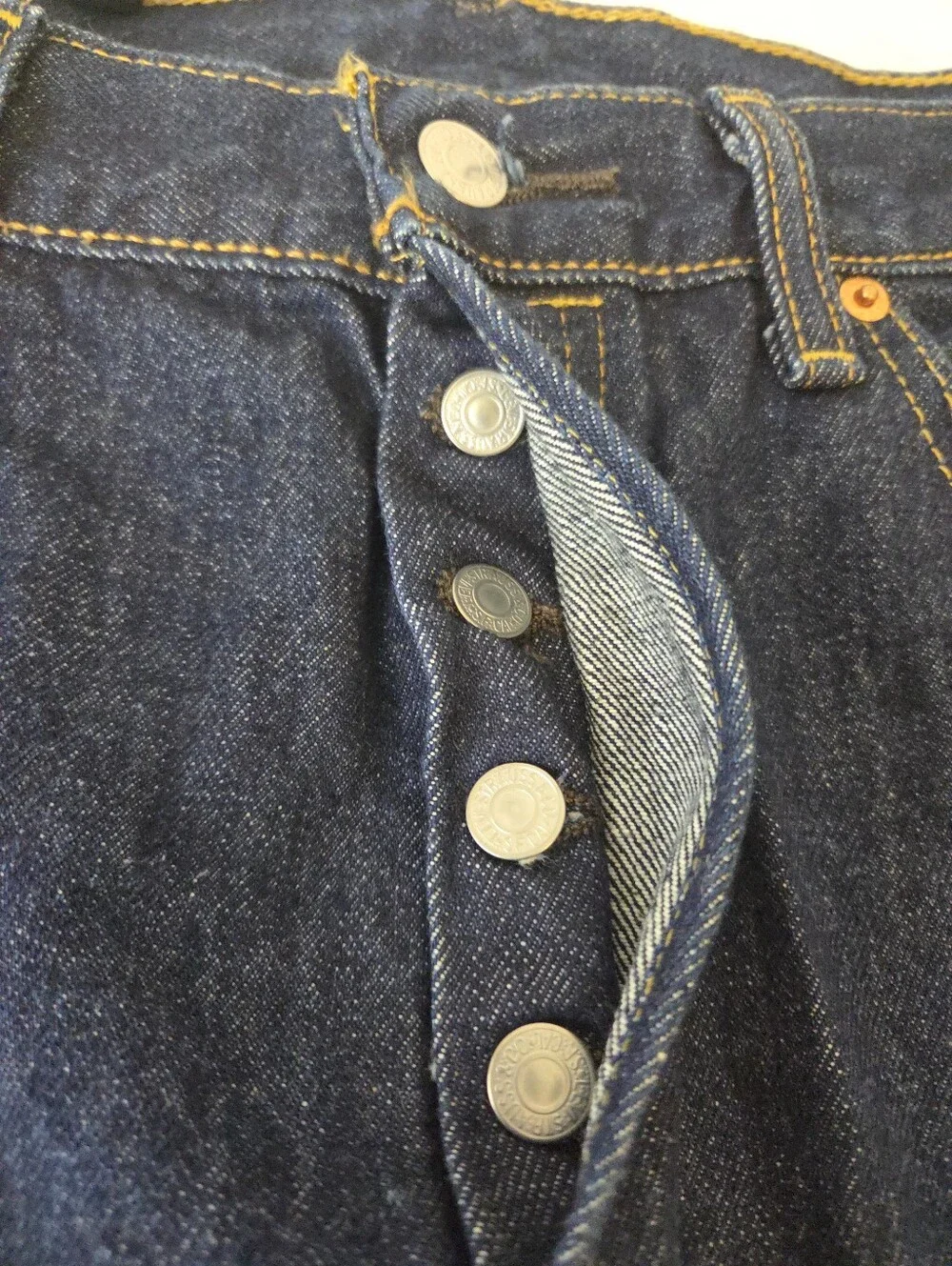 Levi's Men's Dark Wash 501 Button Fly Jeans Size 34 Inseam 30